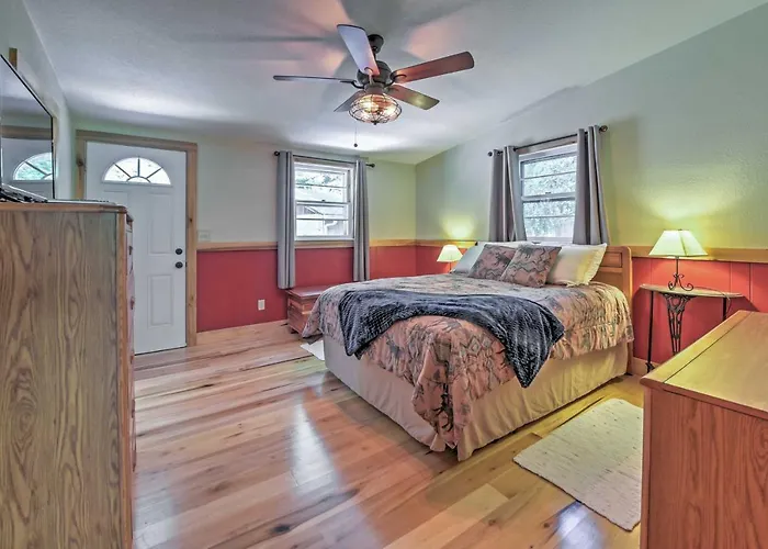 Rustic Asheville Cabin 20 Acres With Swimming Pond!